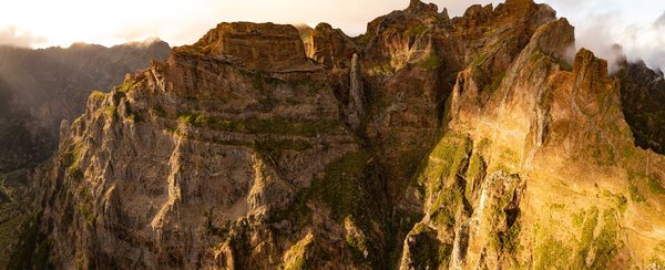 Comment choisir un lit de bébé sûr et confortable?